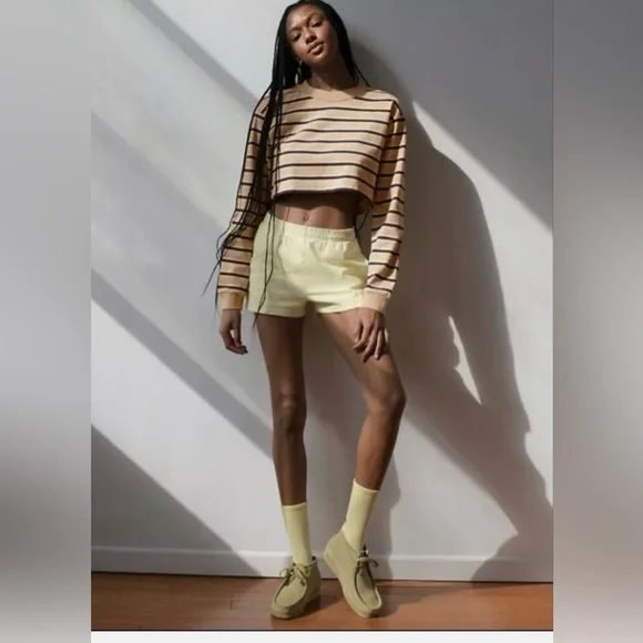 Aritzia TNA Striped Tan Long-Sleeve Crop Top - Picture 4 of 6